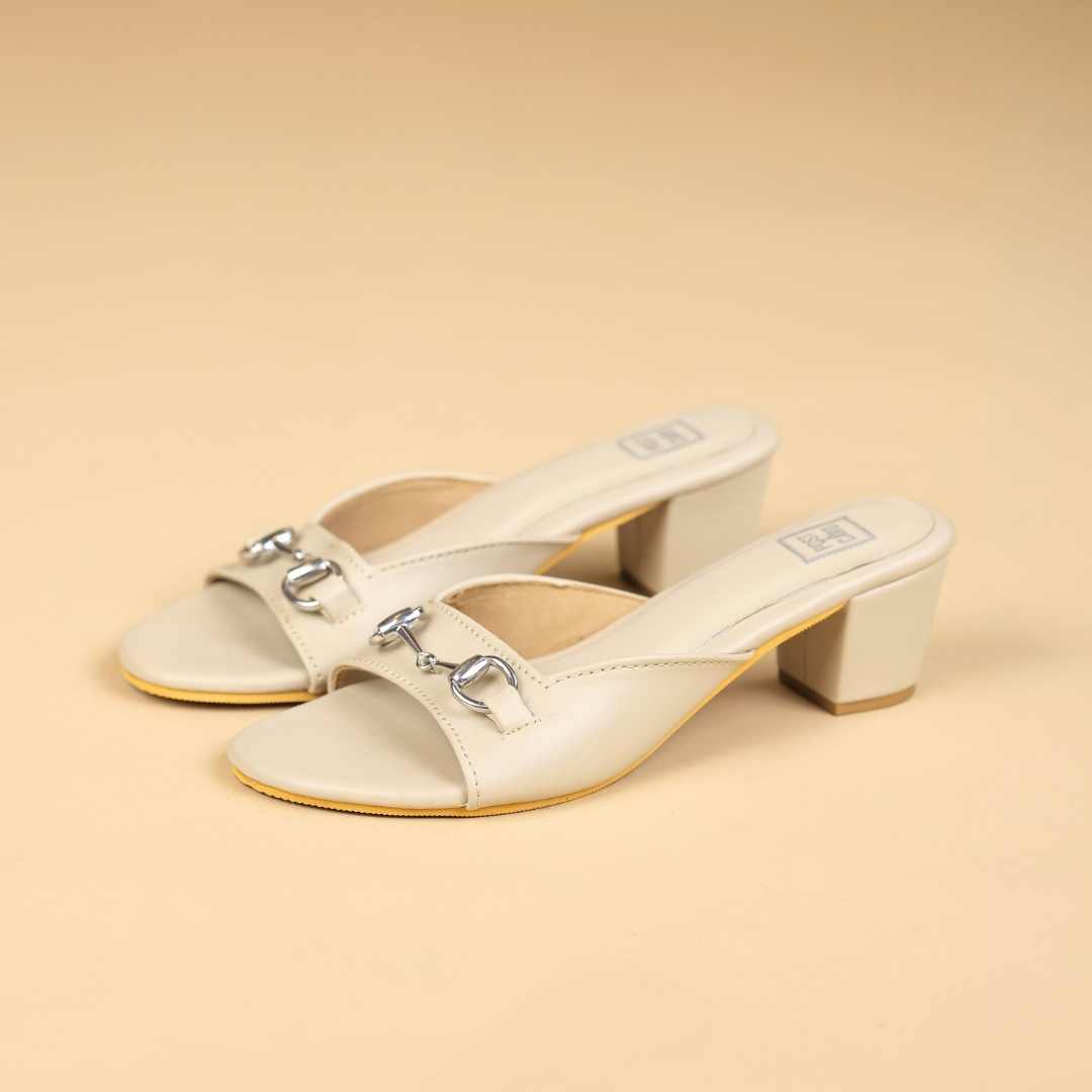 Duet Cedar Block Heels in Offwhite