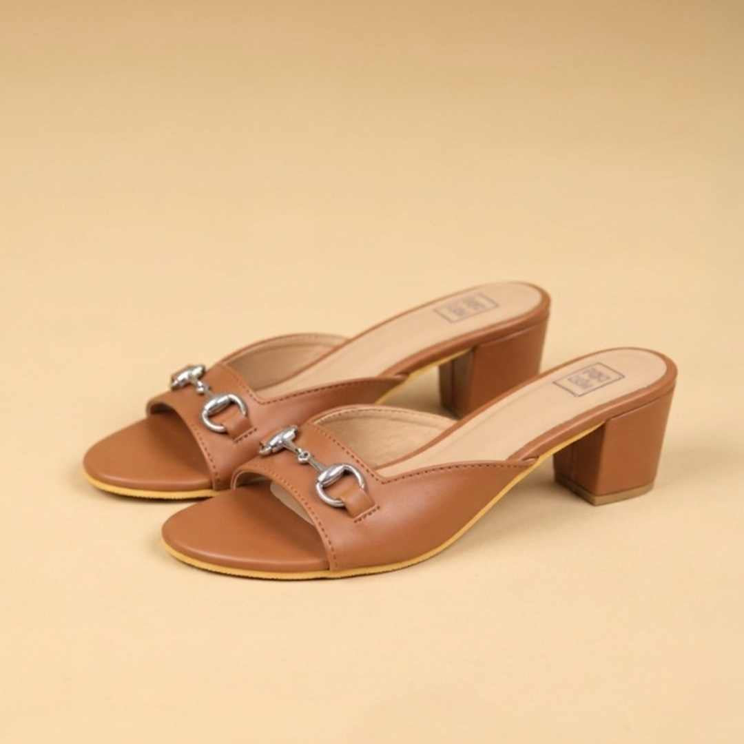 Duet Cedar Block Heels in Soft Tan