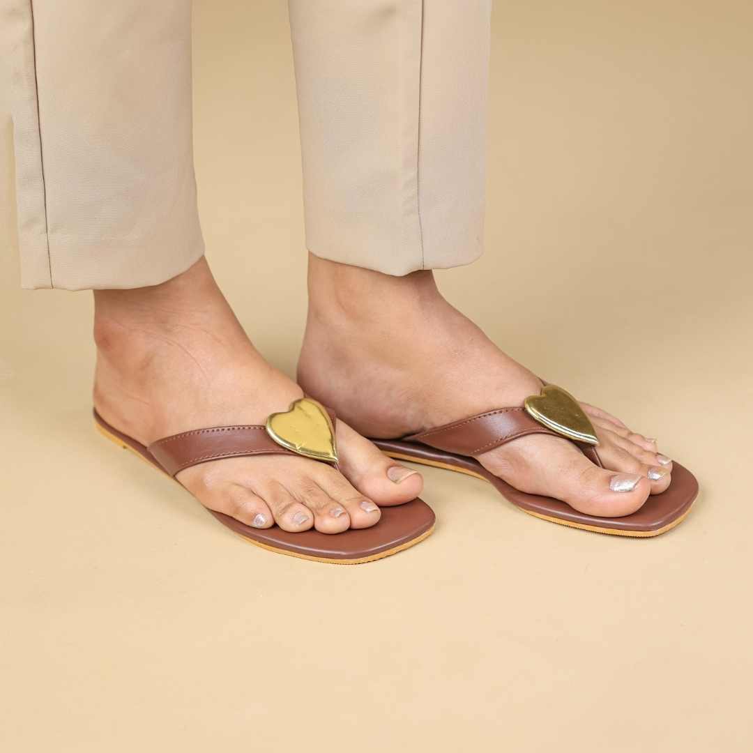 Cupid Flats In  Brown