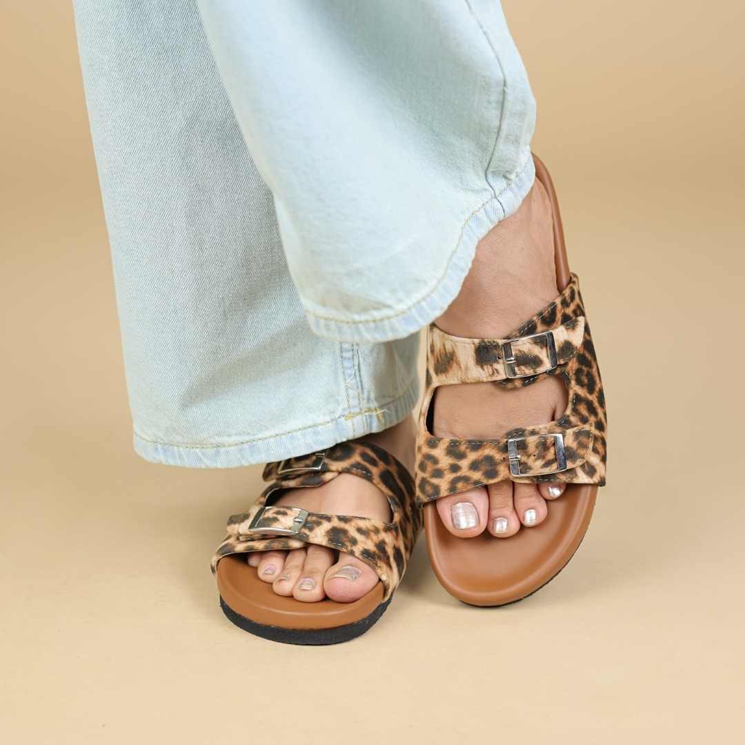 Sage Tan Sabor In Flats