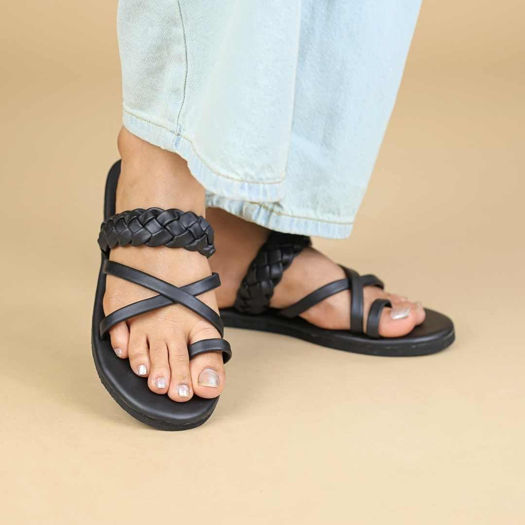 Milan Braids Black In Flats