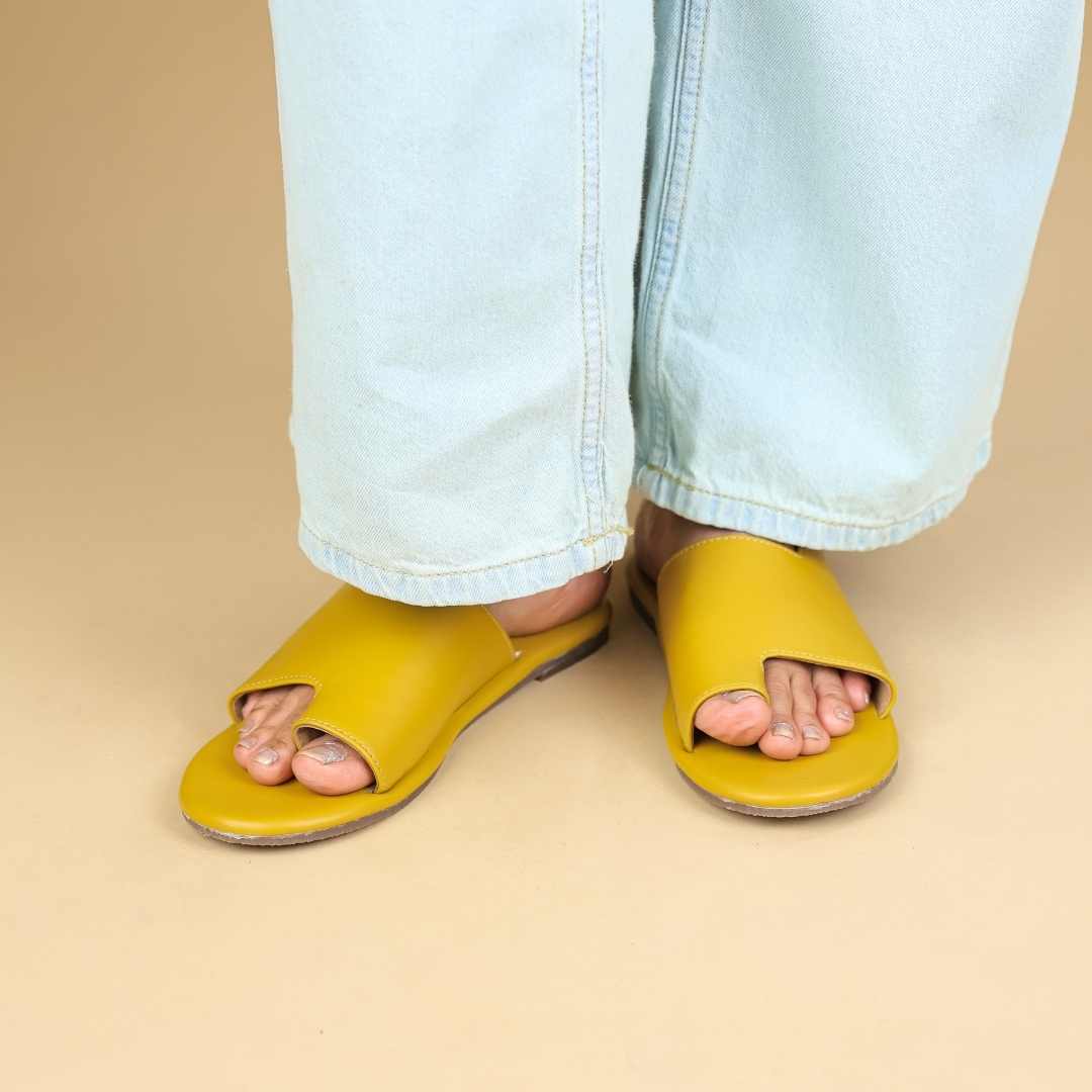 Echo   Flats In   Yellow