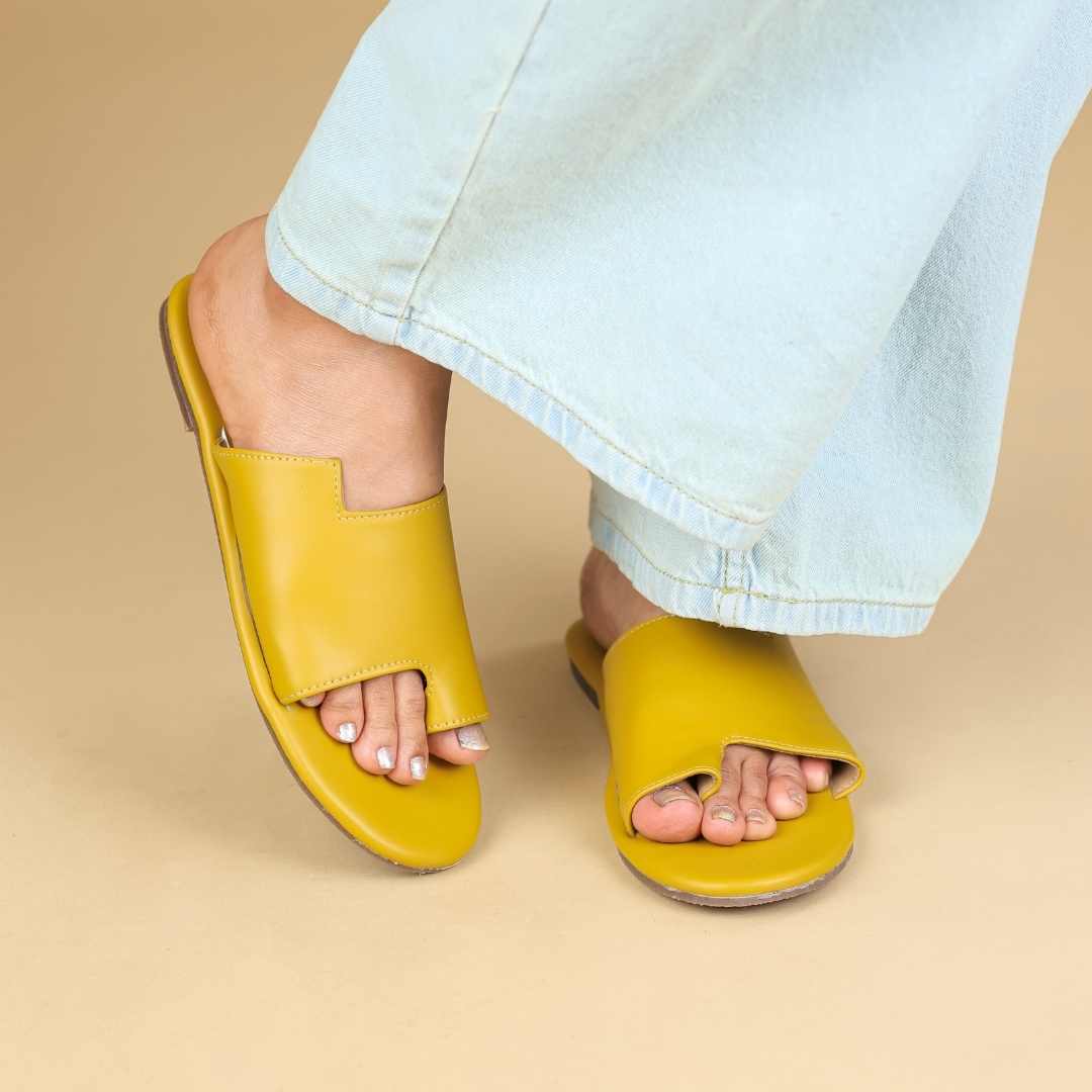 Echo   Flats In   Yellow