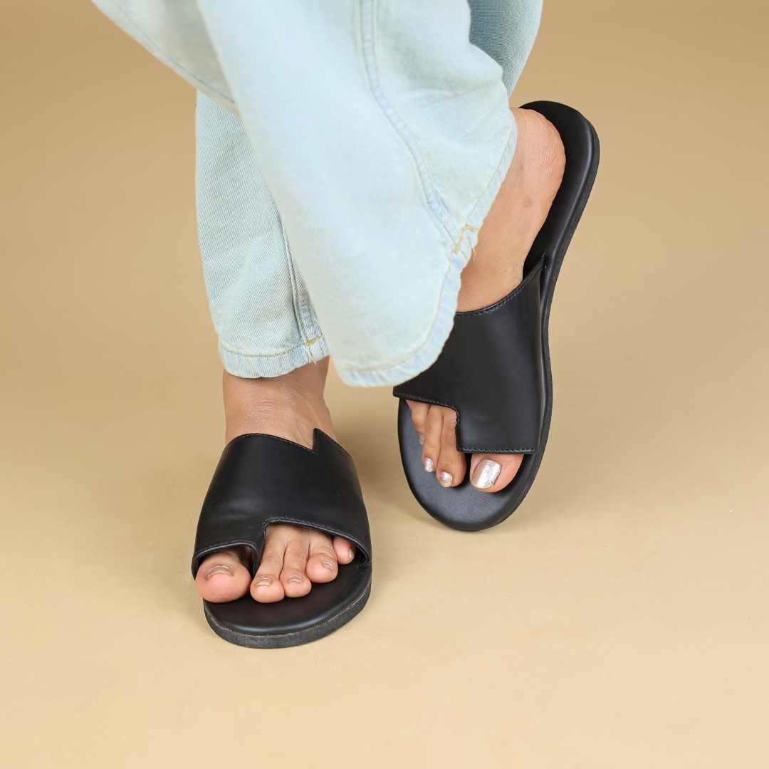Echo  Flats In   Black