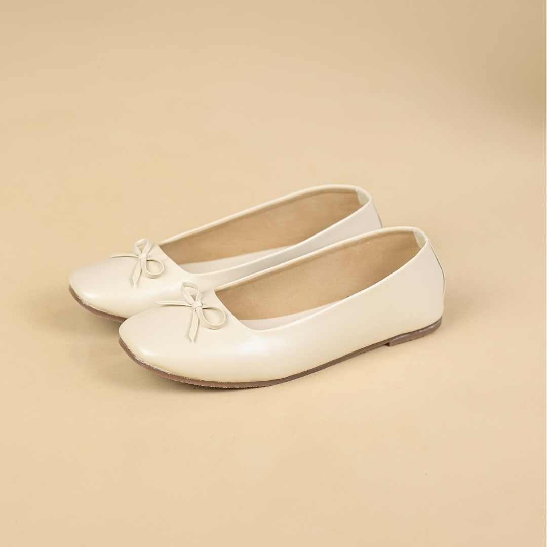 Amber Offwhite