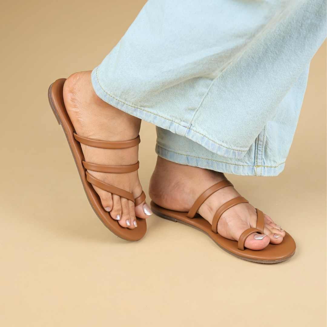 Wander Flats in Soft Tan