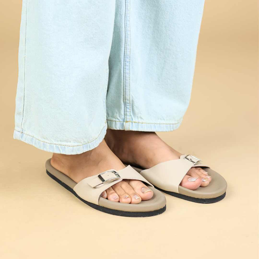Maple Flats in  Beige