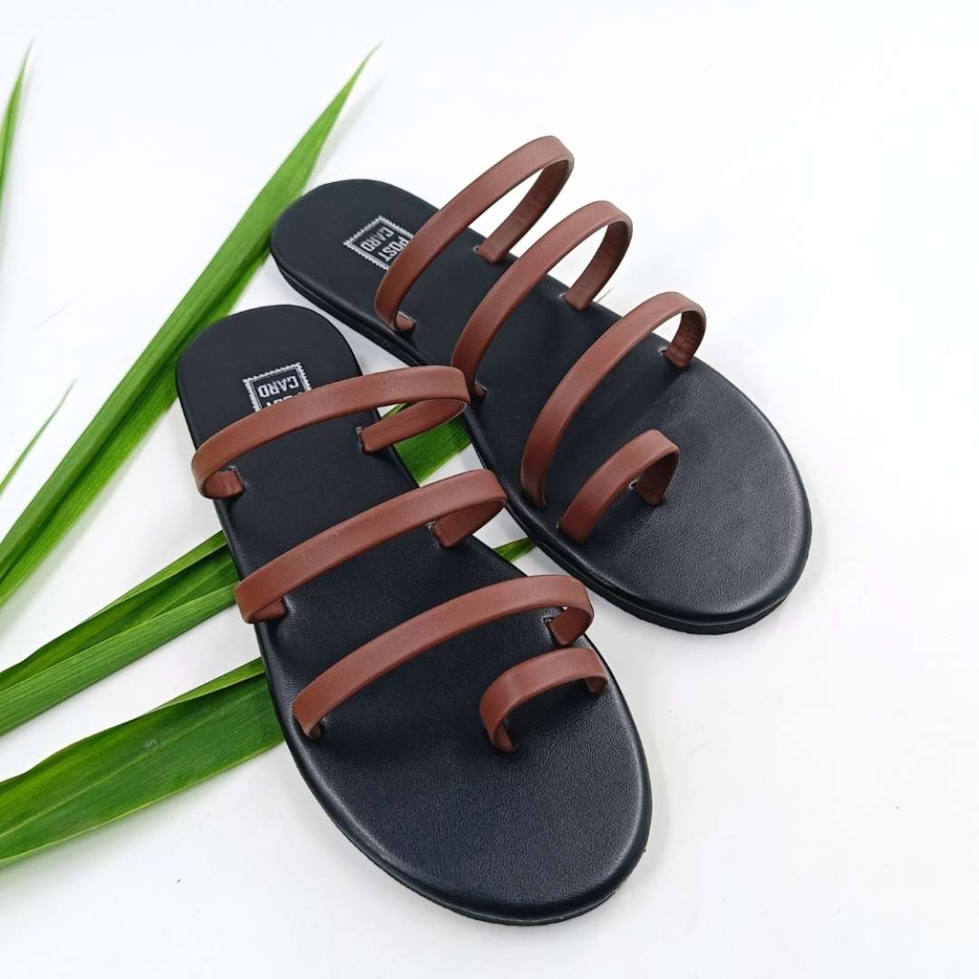 Petals Black Brown