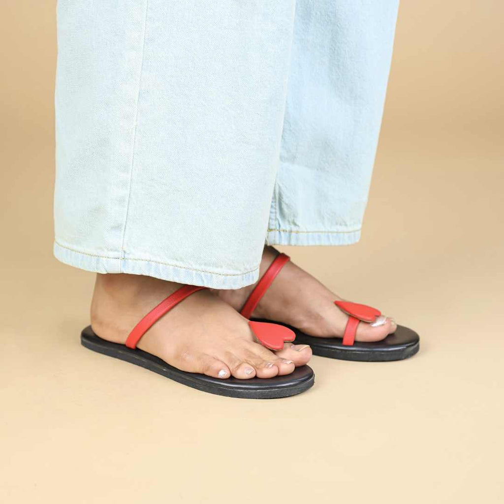 Heart  Flats  in  Black Red