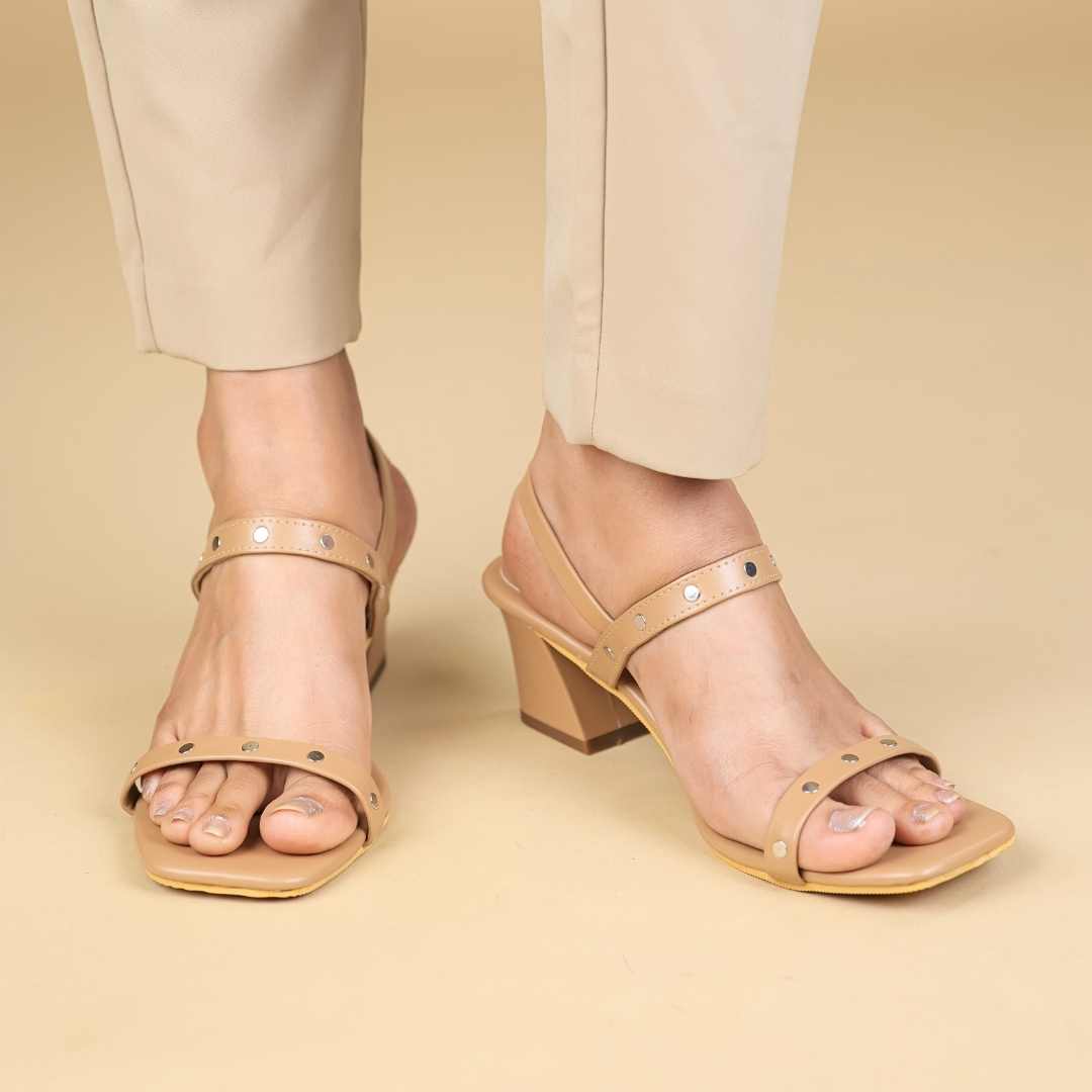 Duet  Era Block Heels in Tan