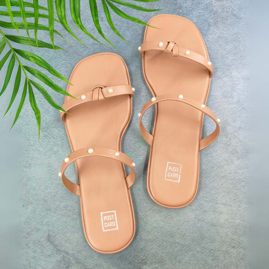 Era Flats In Tan